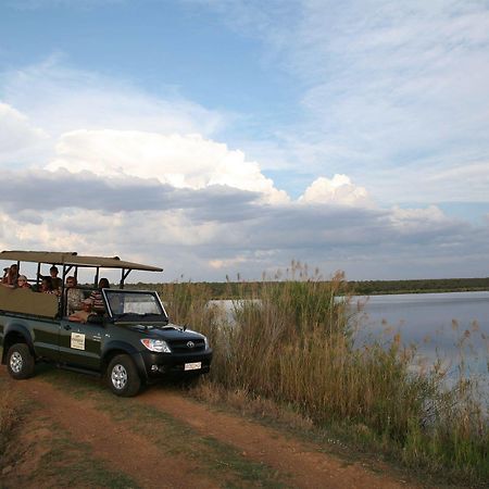 Mongena Game Lodge Хаманскраал Екстериор снимка